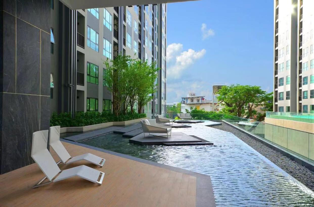 The Base Central Pattaya Seaview ภายนอก รูปภาพ